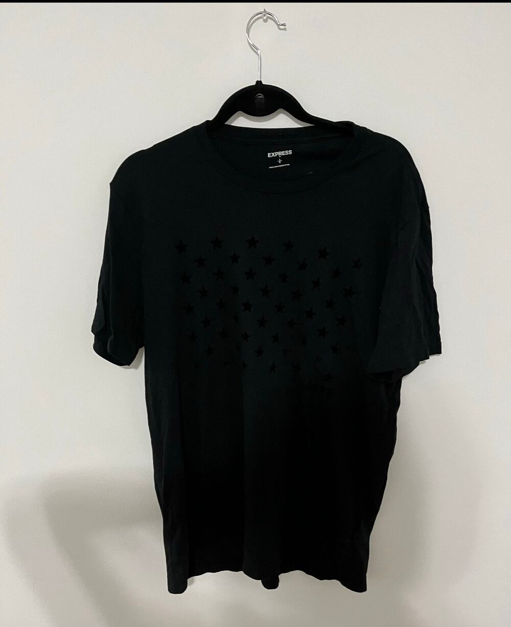 Express Mens Tee *L*